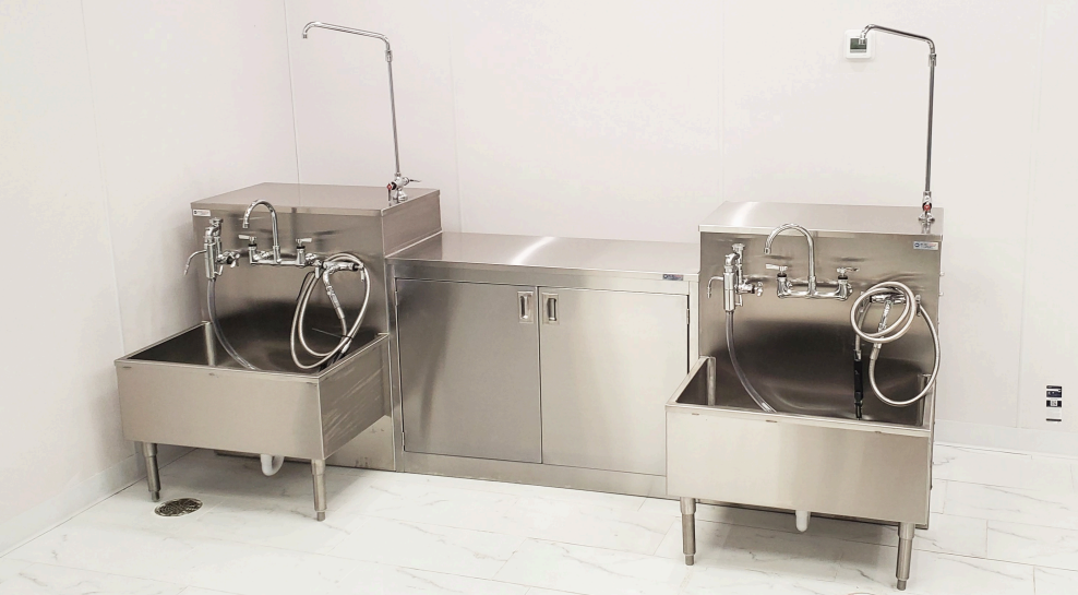 Stainless steel embalming water control unit with aspirator.